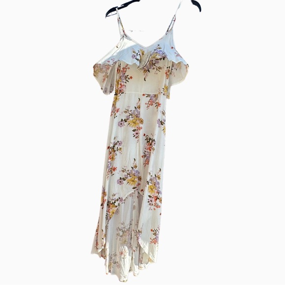 Rewind Dresses & Skirts - NWT floral dress size XS/S